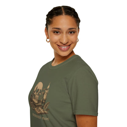 Dark Academia, Momento Mori Skull and Book - T-Shirt
