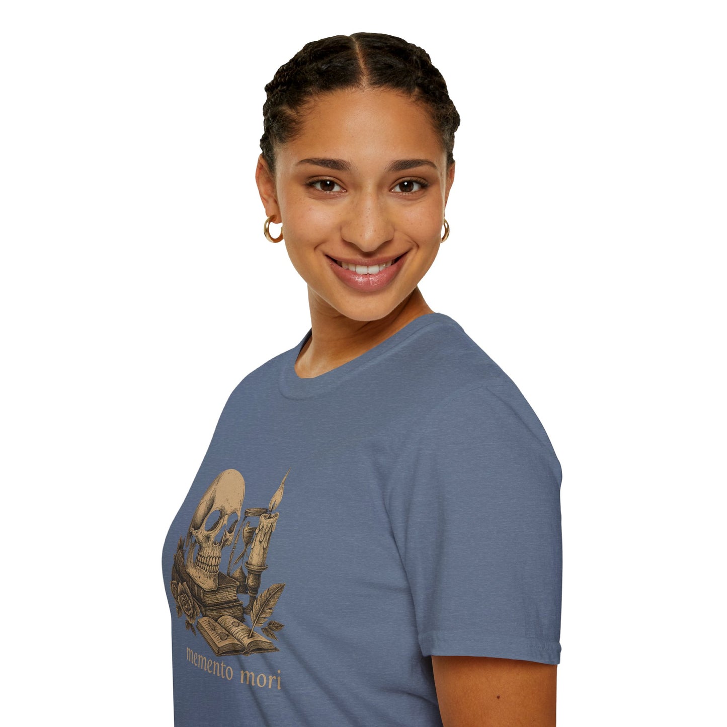 Dark Academia, Momento Mori Skull and Book - T-Shirt