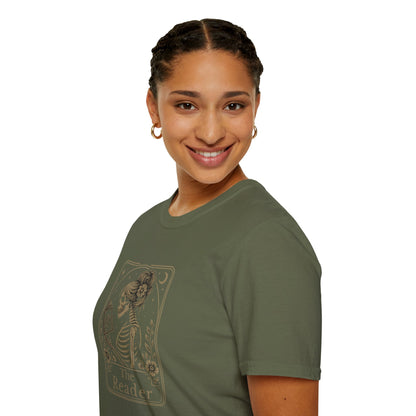 The Reader Tarot Card - T-Shirt