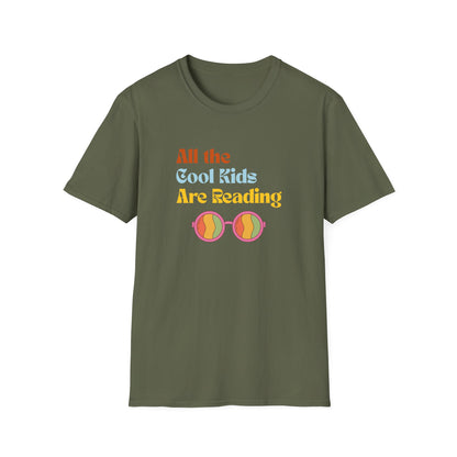 All The Cool Kids Are Reading - T-Shirt