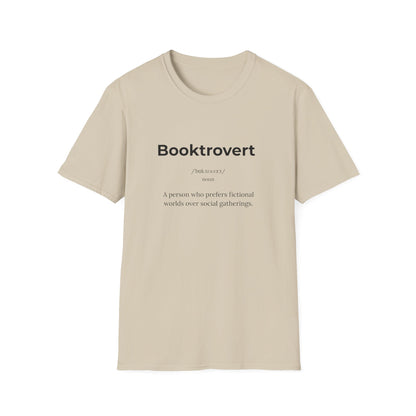 Booktrovert Definition - T-Shirt
