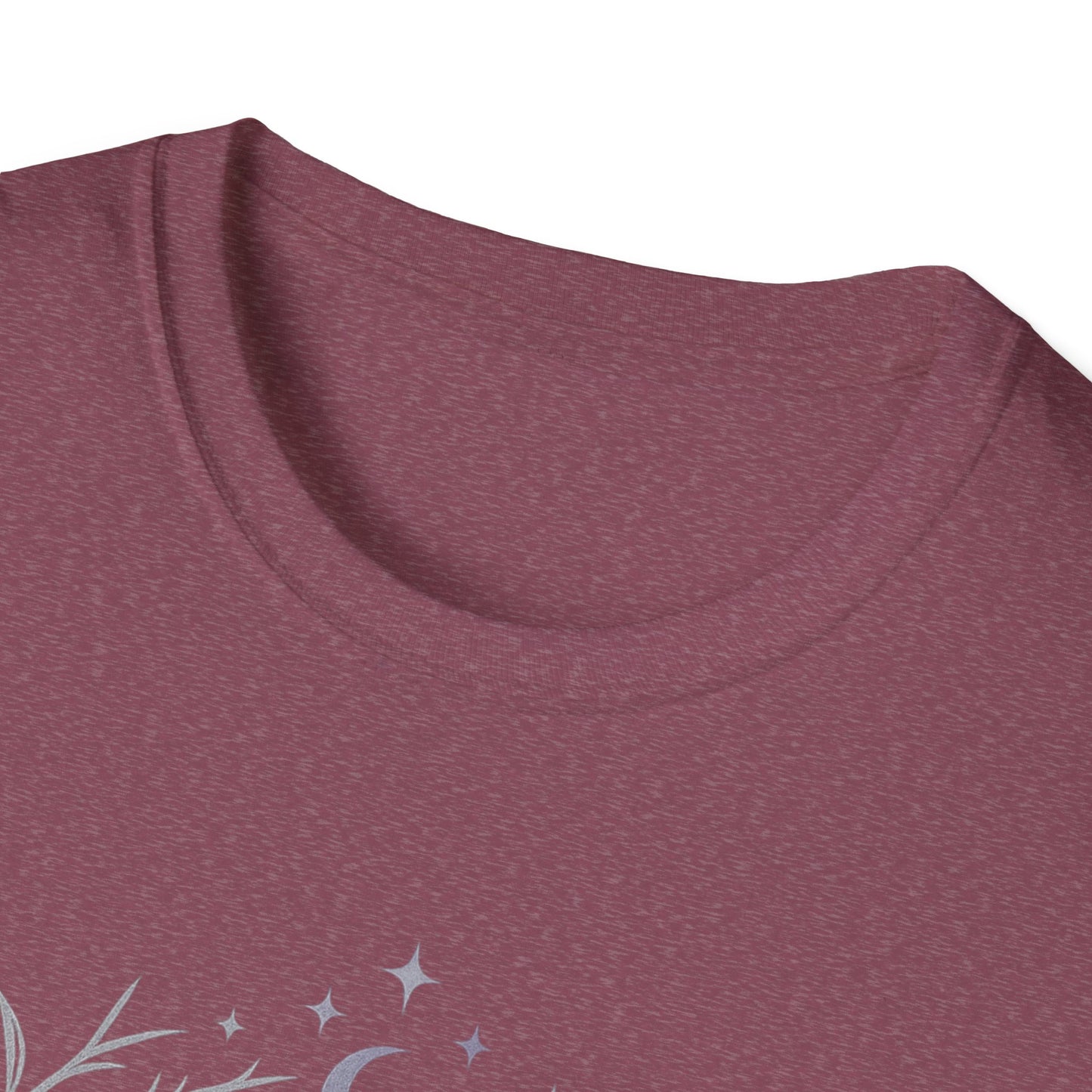 Romantasy Swords & Stars- T-Shirt