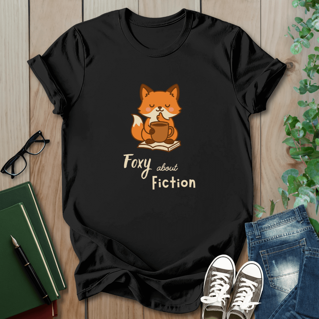 Foxy About Fiction - T-Shirt