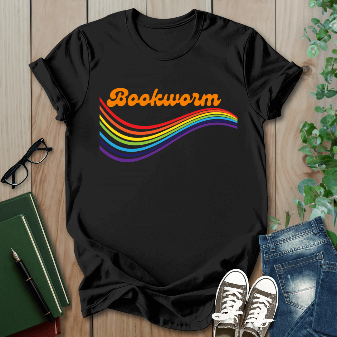 Retro Bookworm - T-Shirt