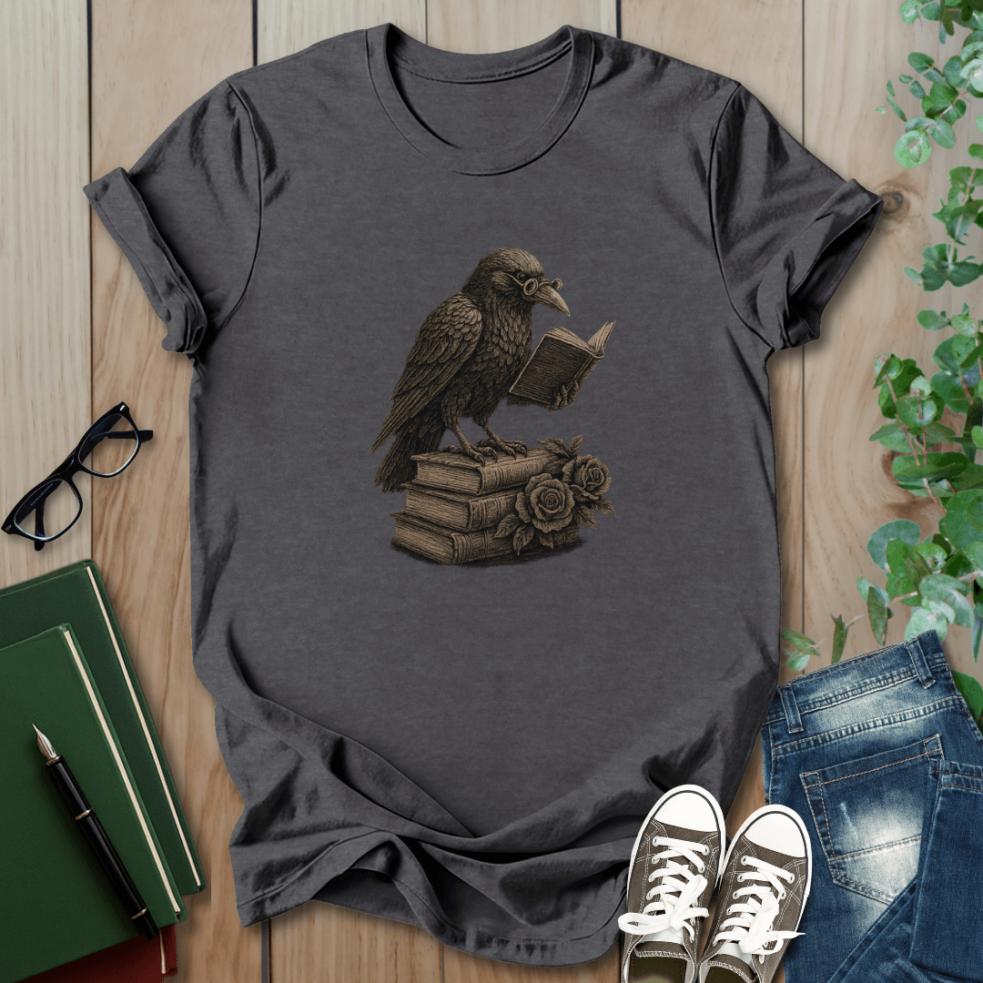Dark Academia Crow Reading - T-Shirt