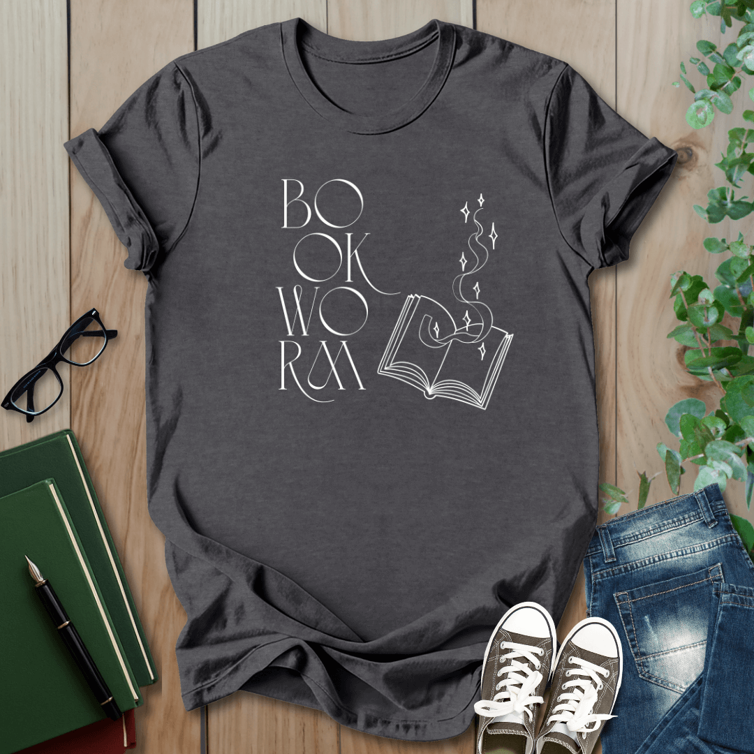 Bookworm Fantasy - T-Shirt