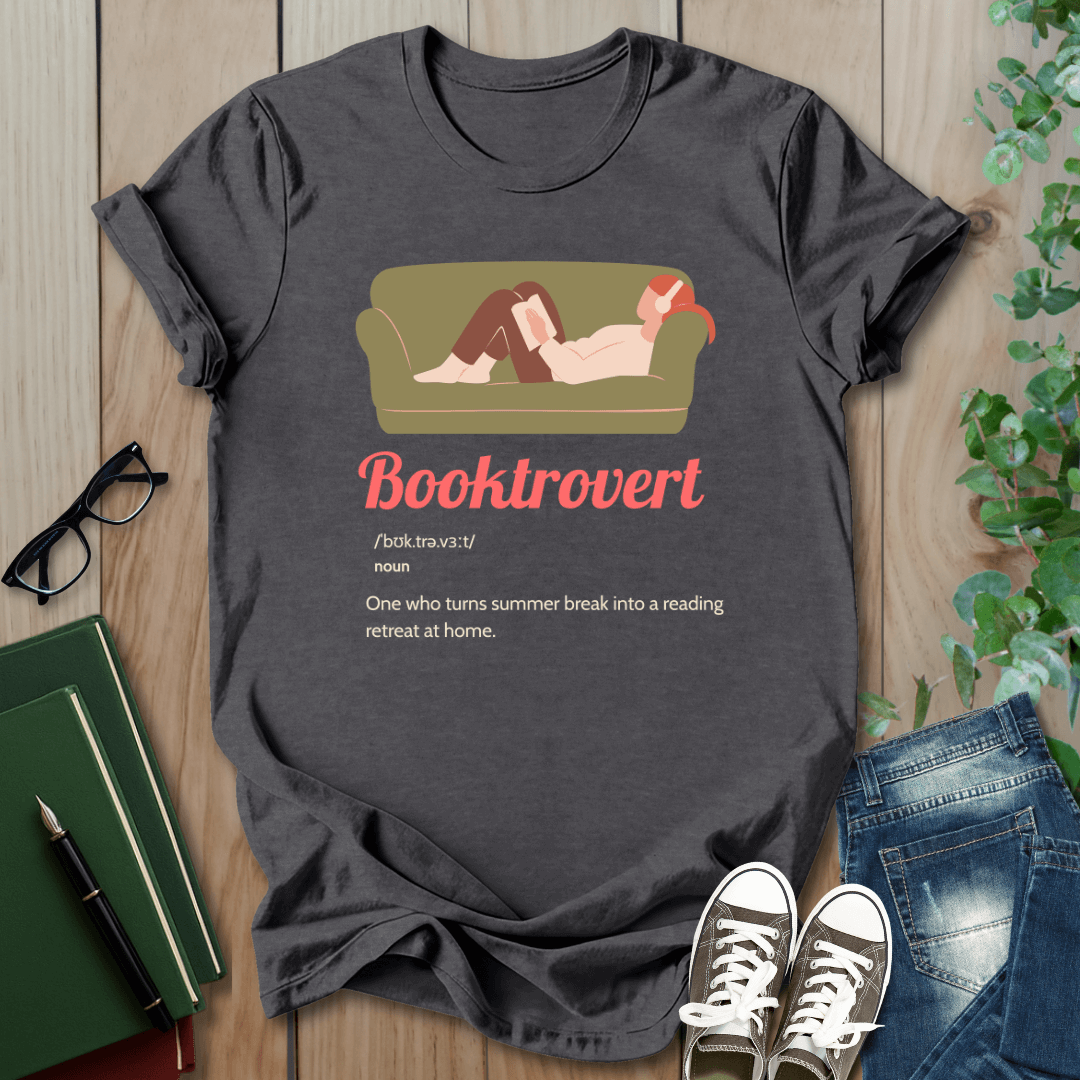 Booktrovert, Summer Definition - T-Shirt