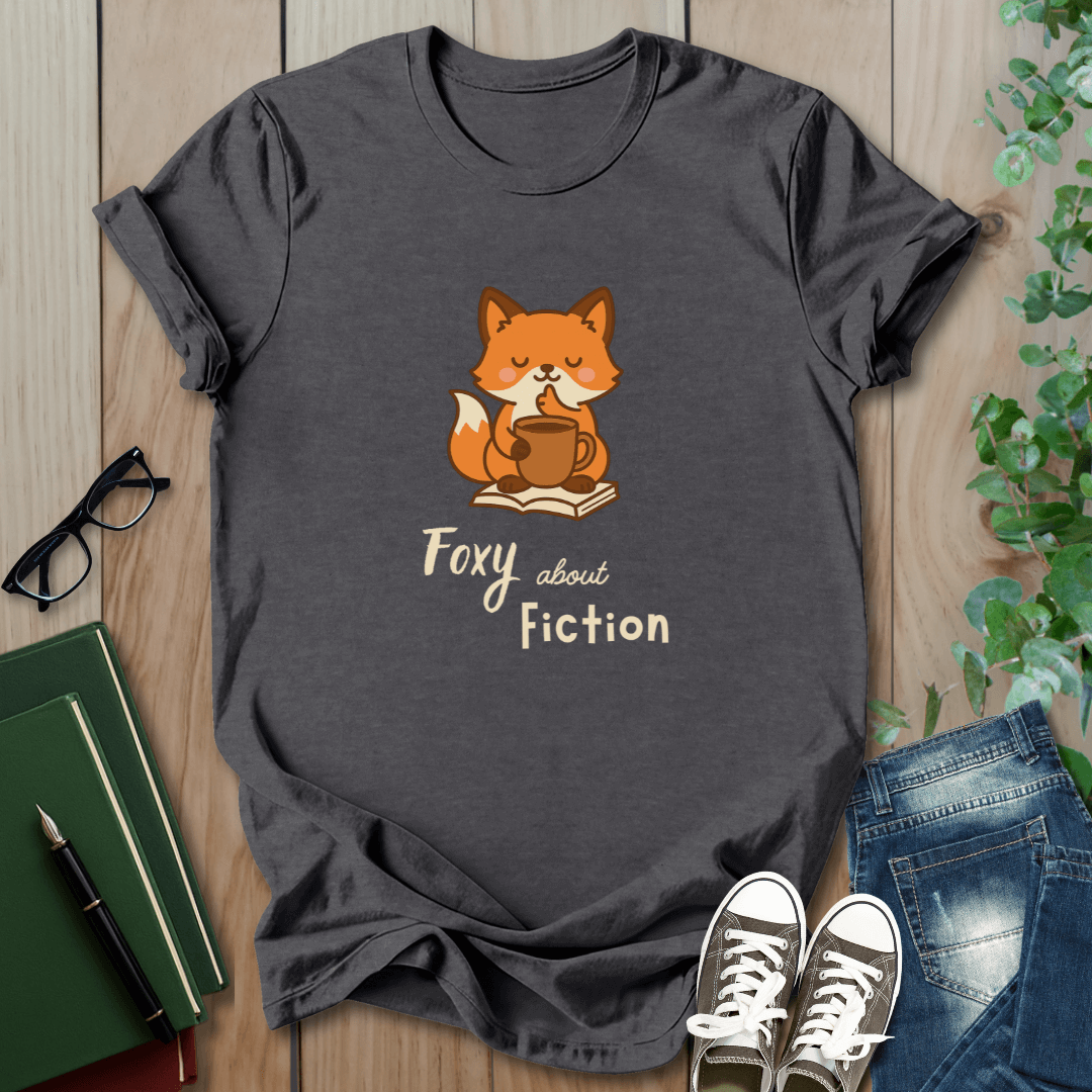 Foxy About Fiction - T-Shirt