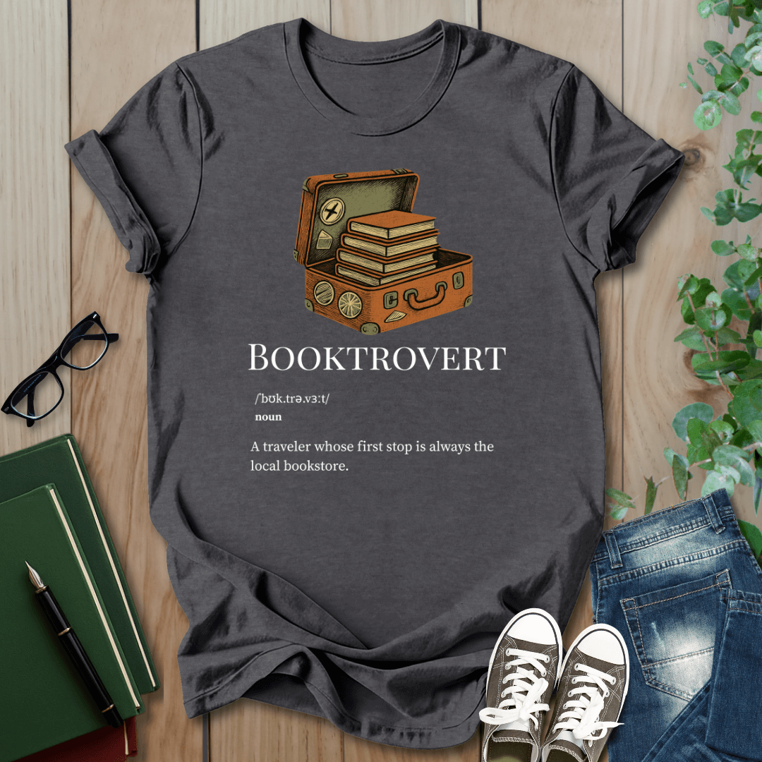 Booktrovert, Traveler Definition - T-Shirt