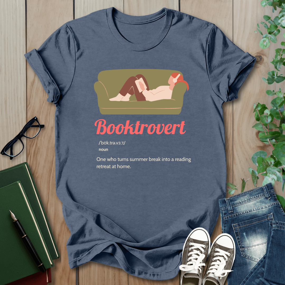 Booktrovert, Summer Definition - T-Shirt