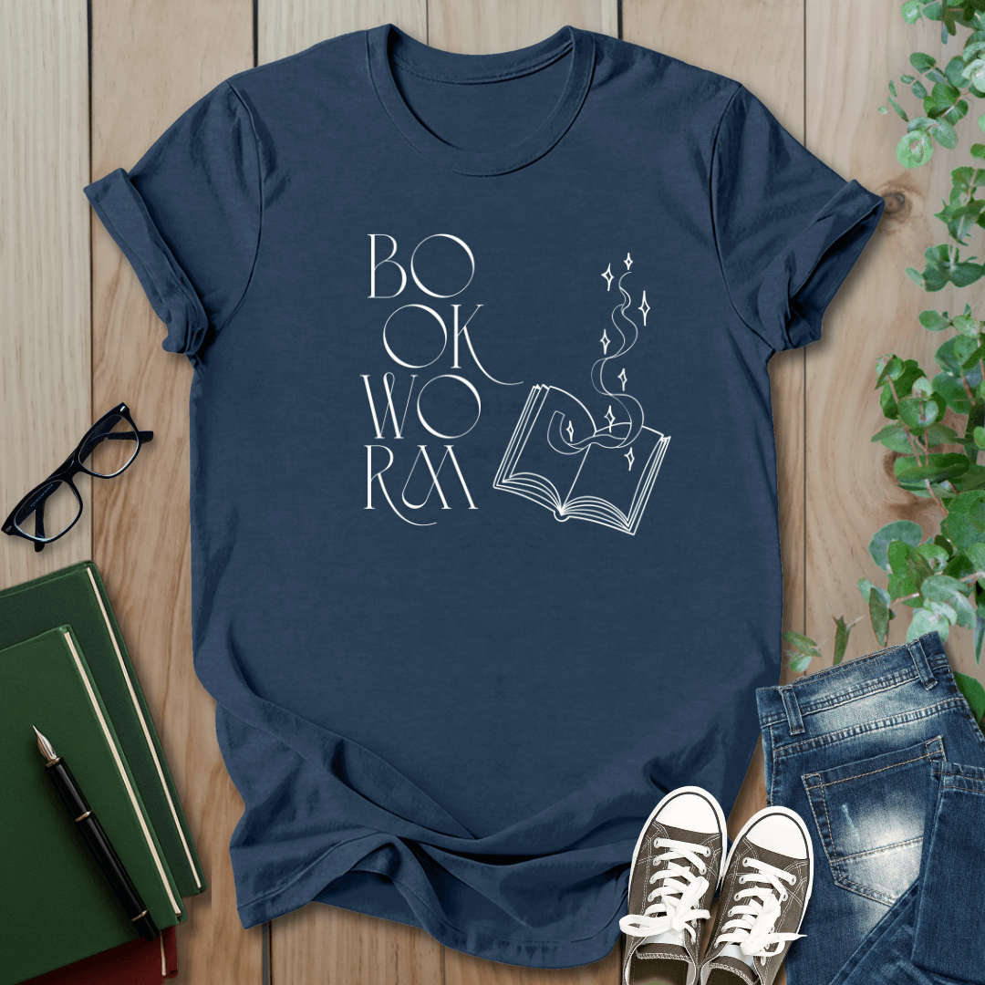 Bookworm Fantasy - T-Shirt