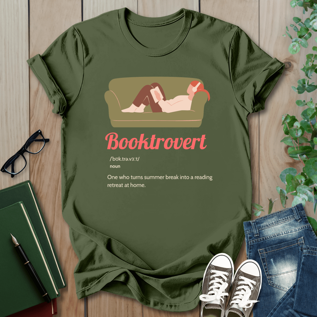 Booktrovert, Summer Definition - T-Shirt