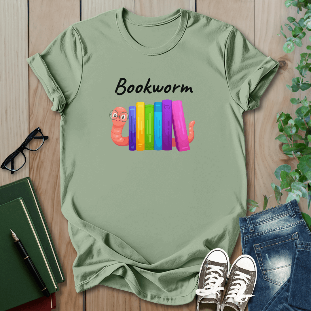 Bookworm Graphic - T-Shirt