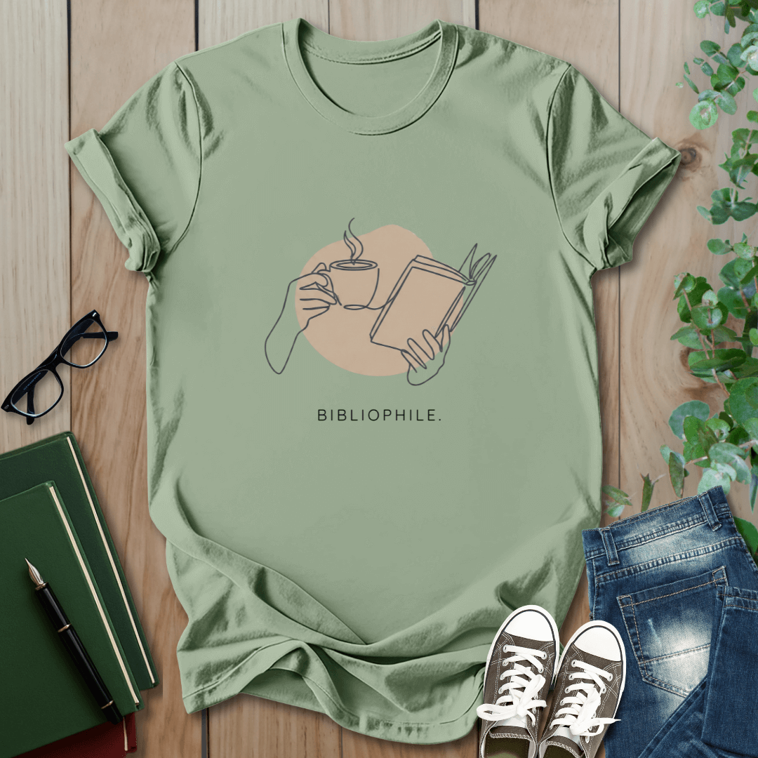Coffee & Books Bibliophile - T-Shirt