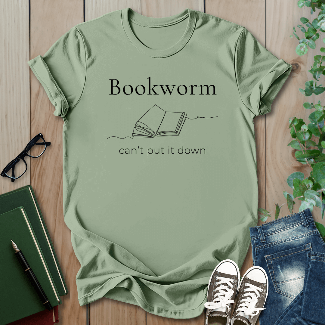 Bookworm, Can't Put It Down - T-Shirt