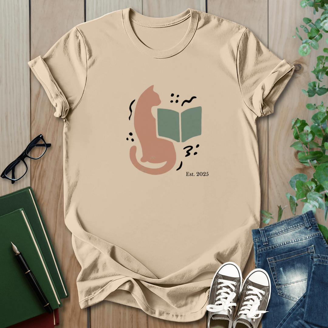 Matisse-inspired Cat & Book - T-Shirt