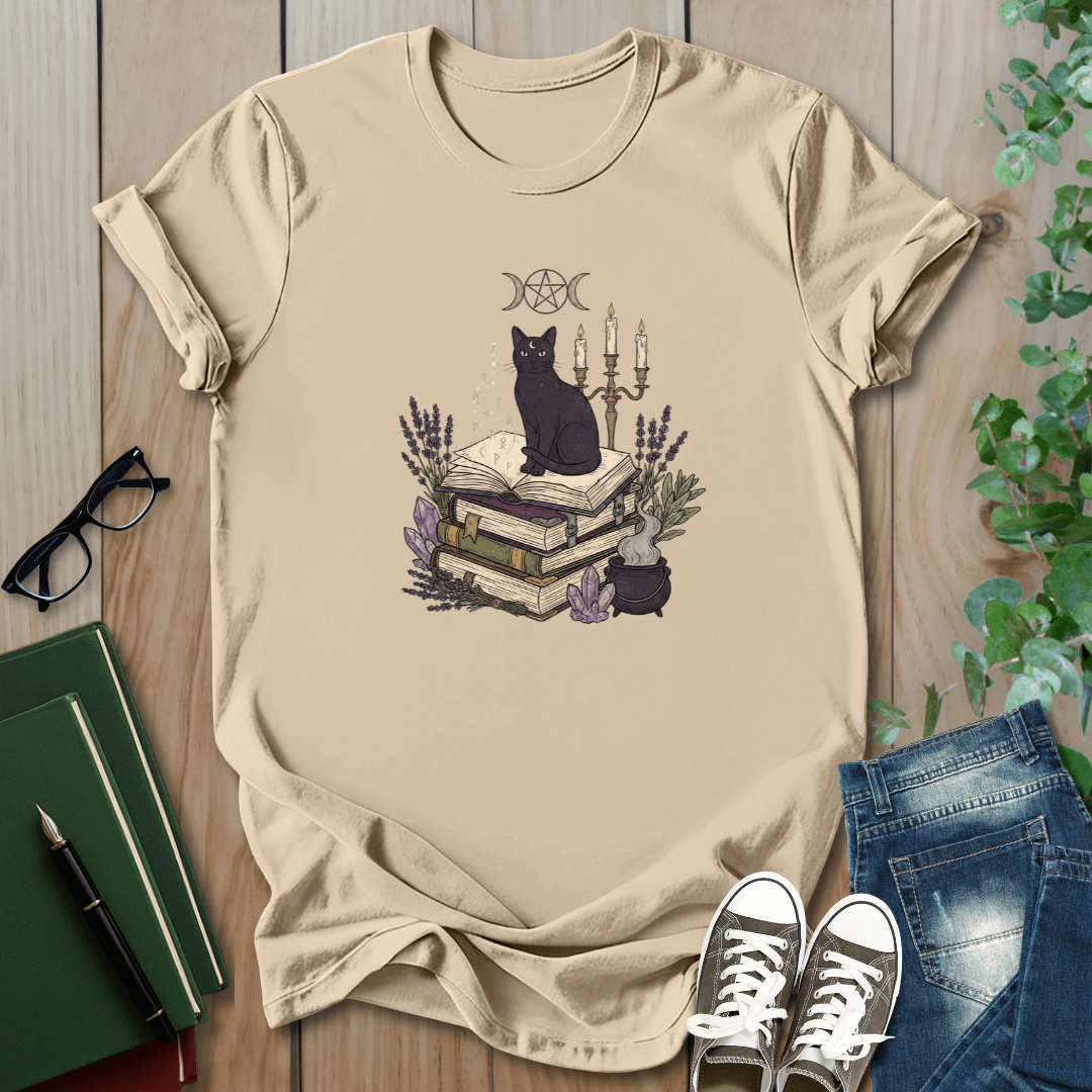 Dark Magical, Cat & Book - T-Shirt