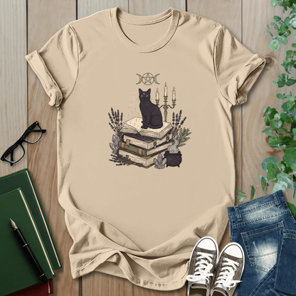Dark Magical, Cat & Book - T-Shirt
