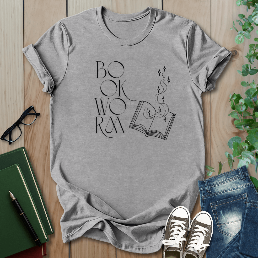Bookworm Fantasy - T-Shirt