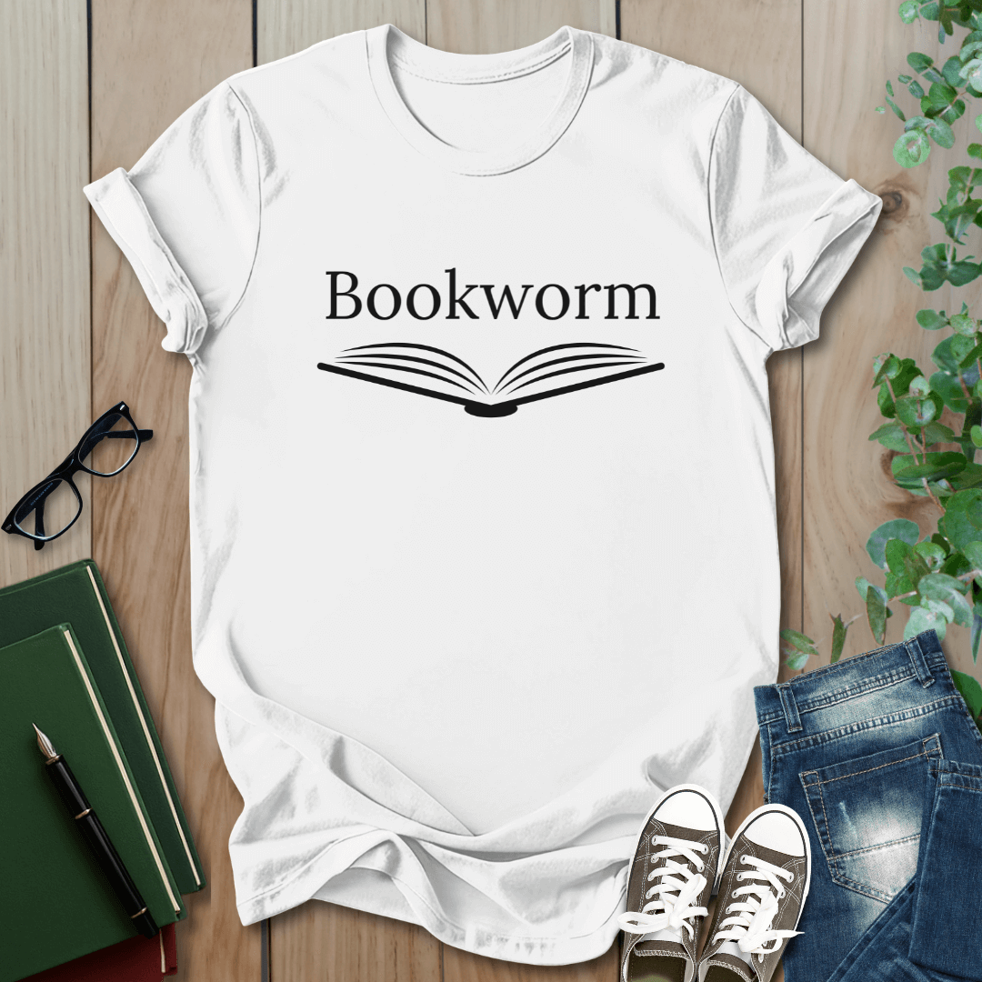 Bookworm - T-Shirt