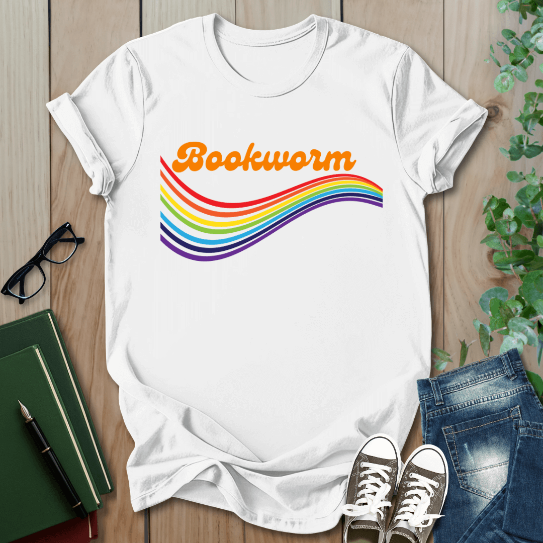 Retro Bookworm - T-Shirt