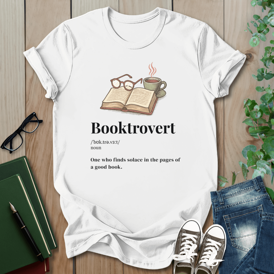 Booktrovert, Cozy Definition - T-Shirt